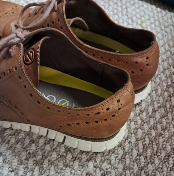 Cole Haan ZERØGRAND Remastered Wingtip Oxford Mens 11M Brown Casual Dress Shoe - Picture 3 of 7